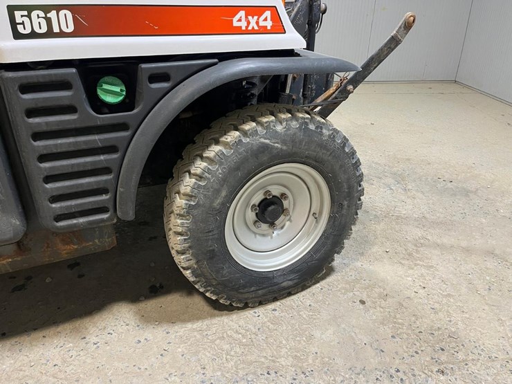 bobcat-5610-toolcat-utility-vehicle-image-14