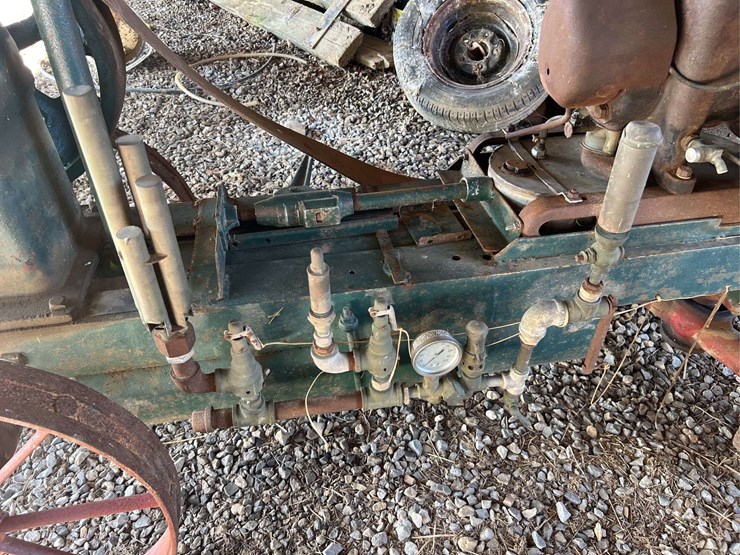international-lb-engine-with-air-compressor-image-47