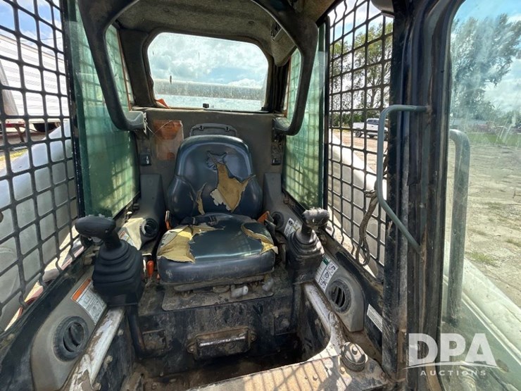 bobcat-s300-image-35