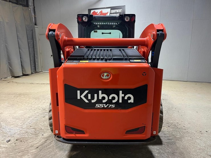 2023-kubota-ssv75-image-4