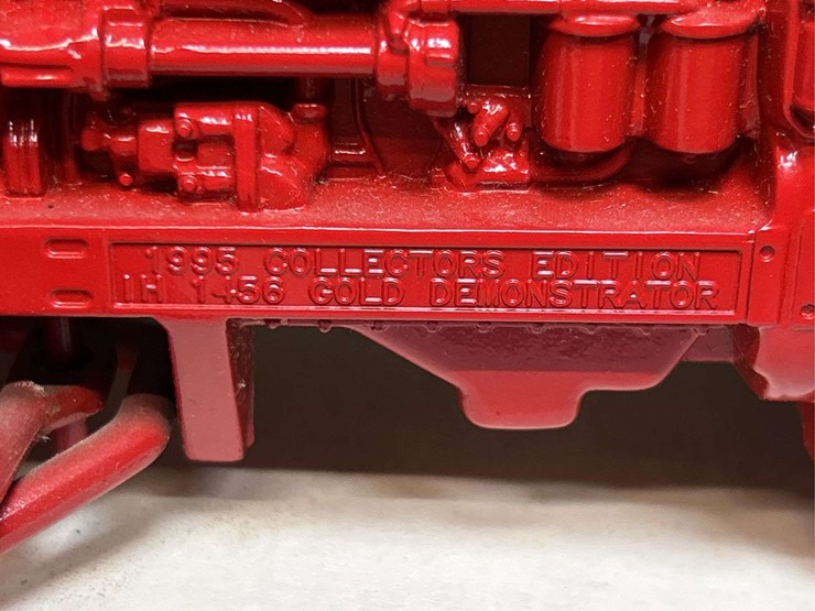 1/16-ih-1456-gold-demonstrator-collector-nib-ertl-image-3