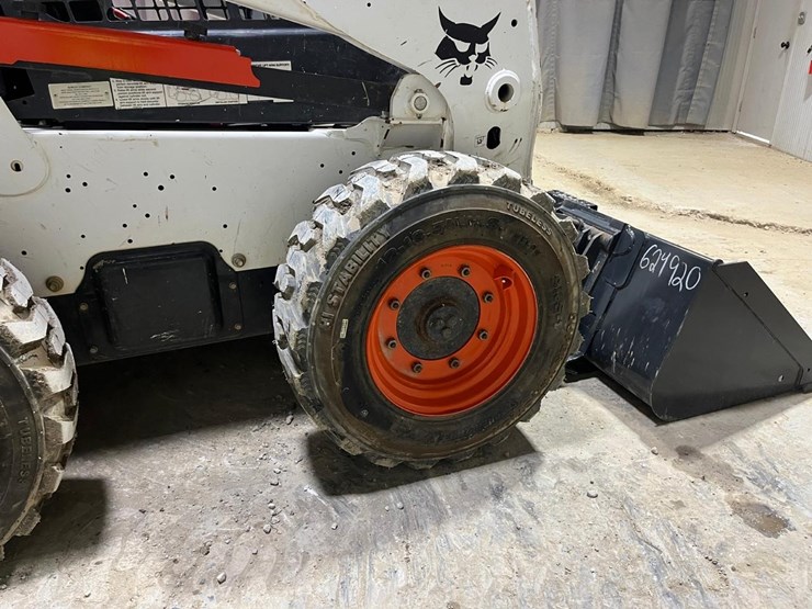 2022-bobcat-s740-image-16