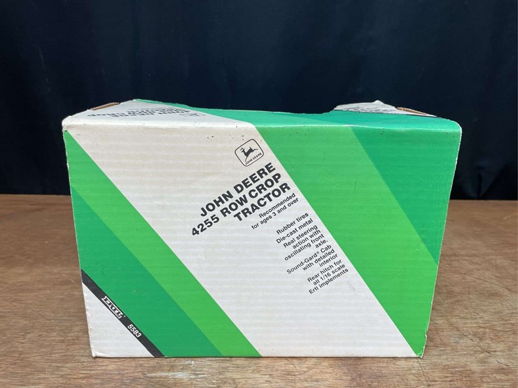 1/16-john-deere-4255-nib-ertl-image-5