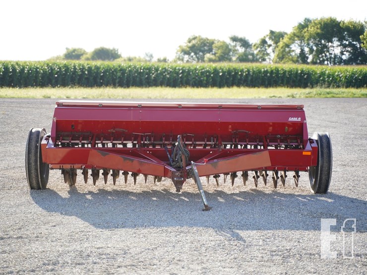 case-ih-5300-image-2
