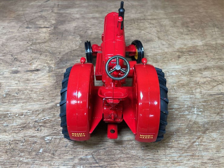 1/16-mh-55-1992-nfts-nib-ertl-image-7