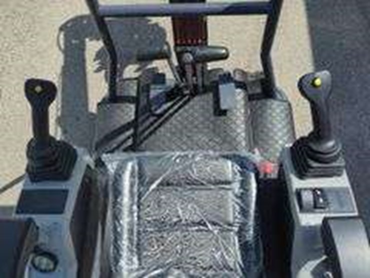 2025-cfg-mx15rx-mini-excavator,-unused,-see-details-for-video-image-11