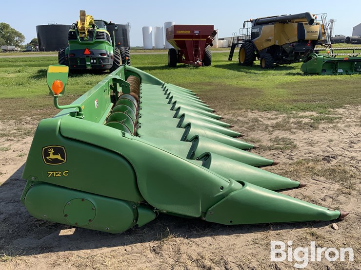 2019-john-deere-712c-image-4