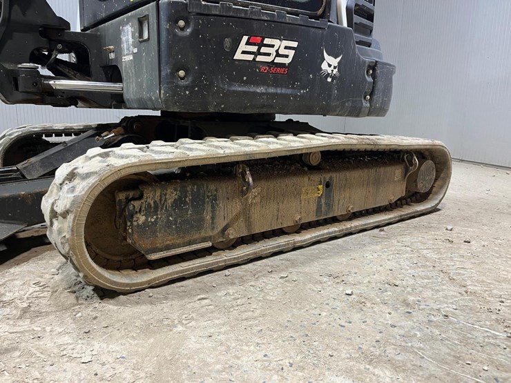 2022-bobcat-e35-image-15
