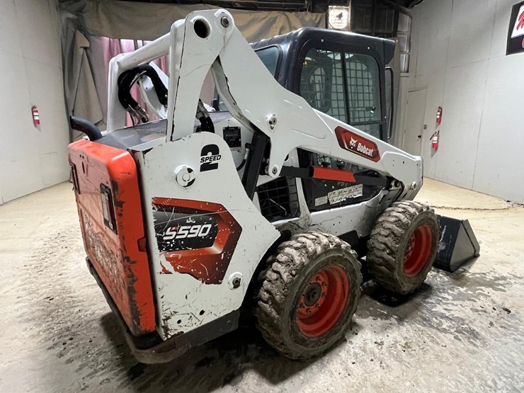2022-bobcat-s590-image-5