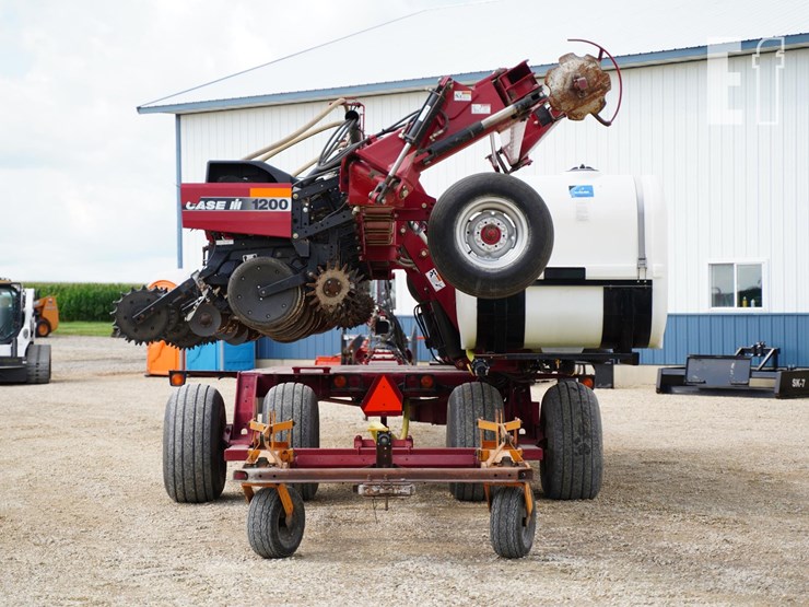 2004-case-ih-1200-image-6