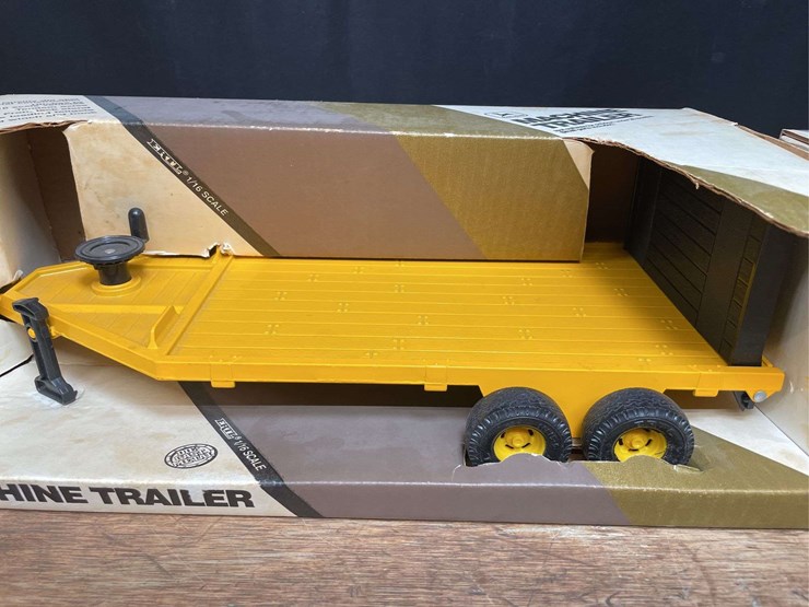 (2)-1/16-john-deere-skid-steer-+-machine-trailer-nib-ertl-image-2