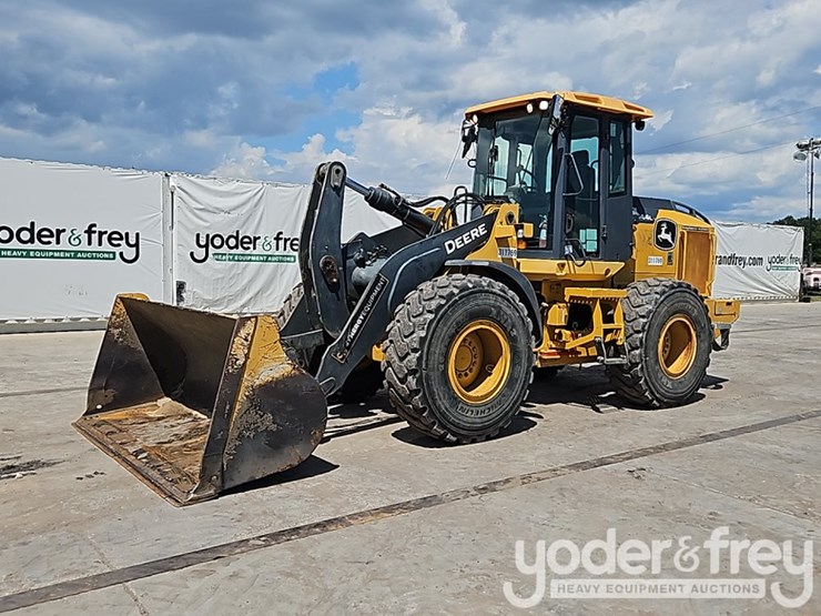 2019-deere-544l-image-1