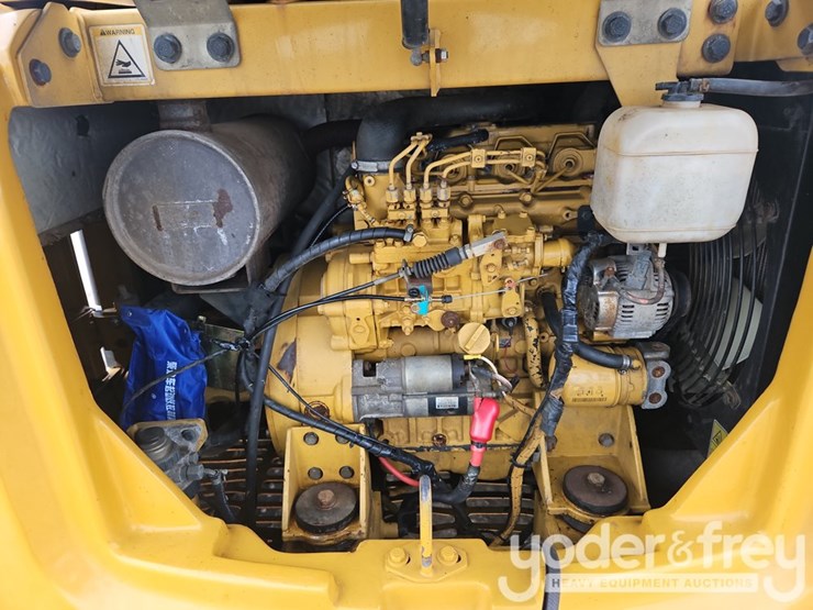 2021-caterpillar-305.5-image-29