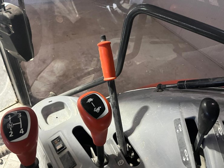 2018-kubota-m5-111hdc-image-34