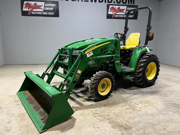 john-deere-3046r-image-2