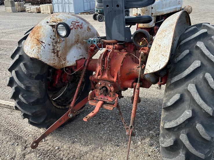 ford-900-image-6