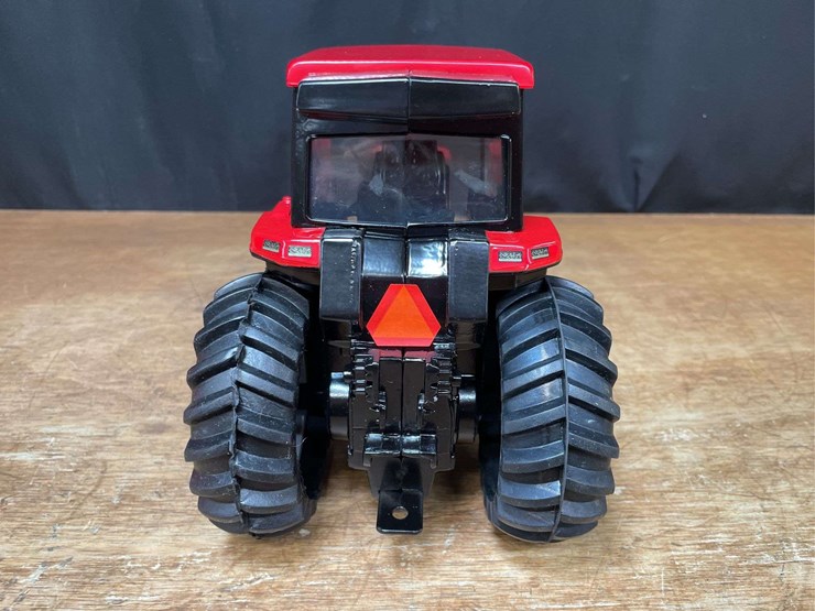1/16-case-ih-magnum-7130-1987-denver-nib-ertl-image-7