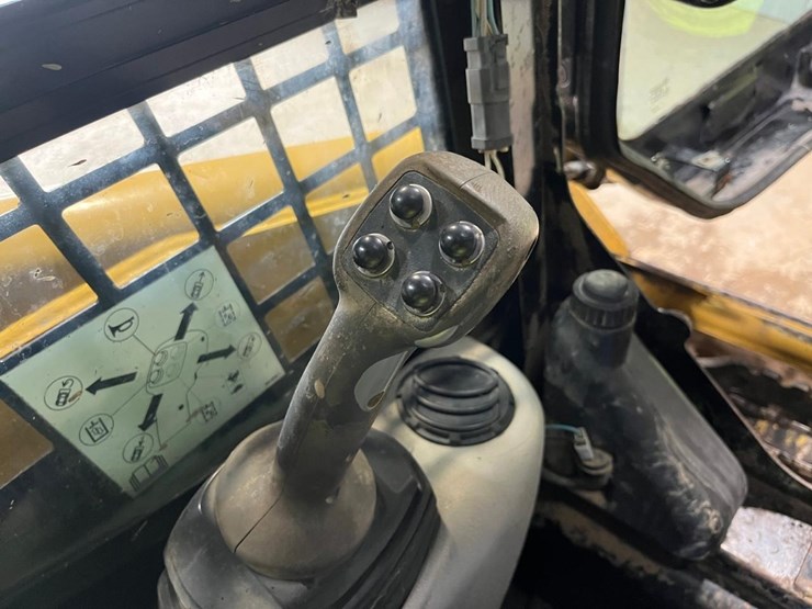 caterpillar-267b-image-27