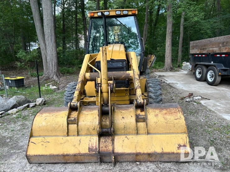 caterpillar-416c-image-2
