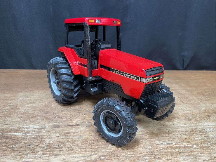 1/16-case-ih-7130-1990-strasbourg-nib-ertl-image-11