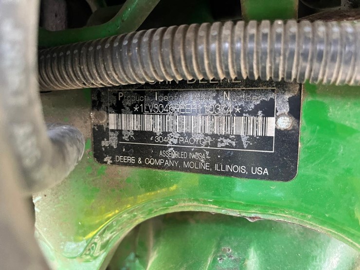 john-deere-3046r-image-31