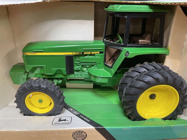 1/16-john-deere-4960-nib-ertl-image-2