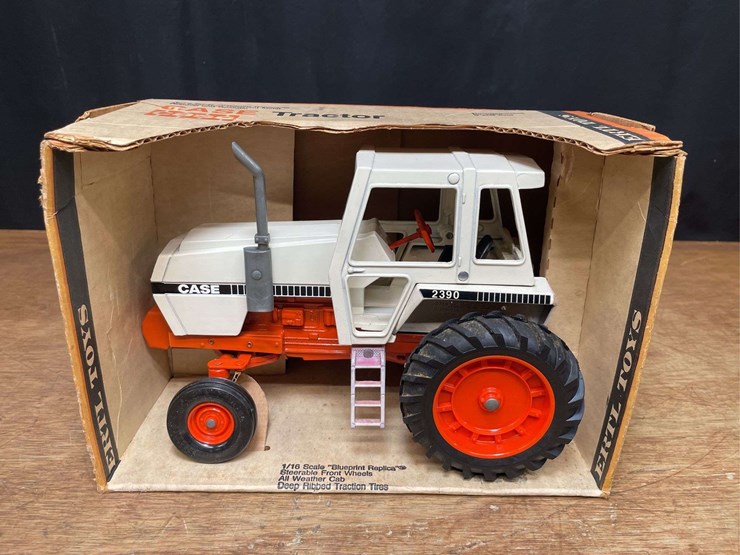 1/16-case-2390-nib-ertl-image-1