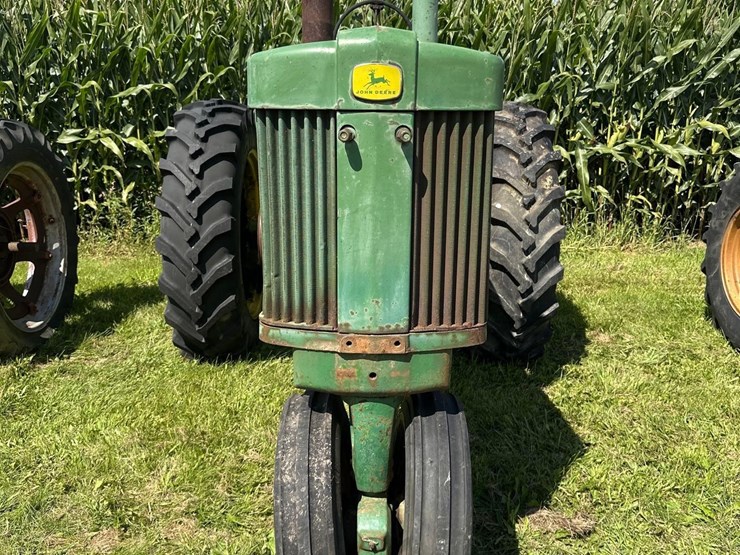 john-deere-720-image-2