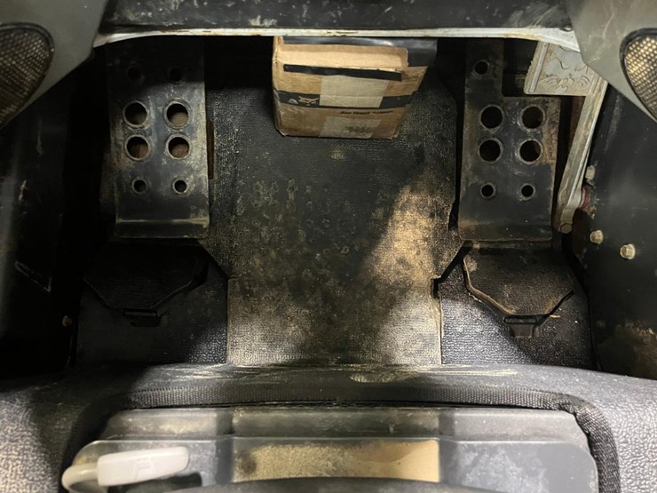 2015-bobcat-t770-image-35