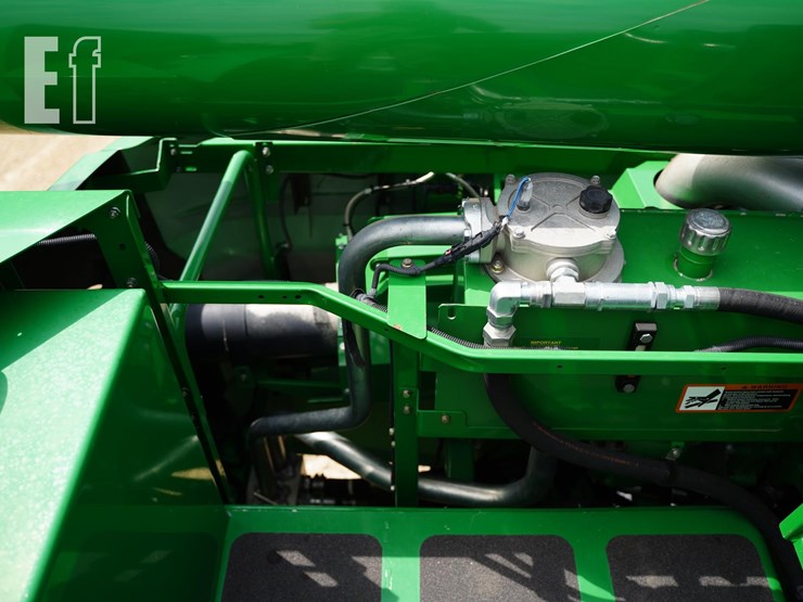 2012-john-deere-s680-image-38