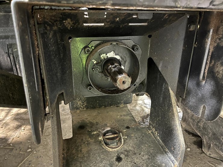 new-holland-workmaster-65-image-14