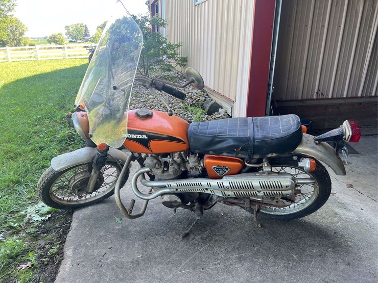 1971-honda-450-motorcycle-image-2