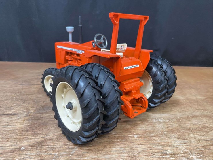 1/16-ac-220-1995-nfts-nib-ertl-image-5