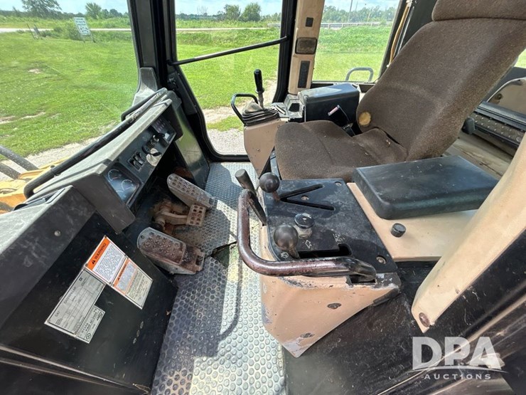 1996-caterpillar-953c-image-43