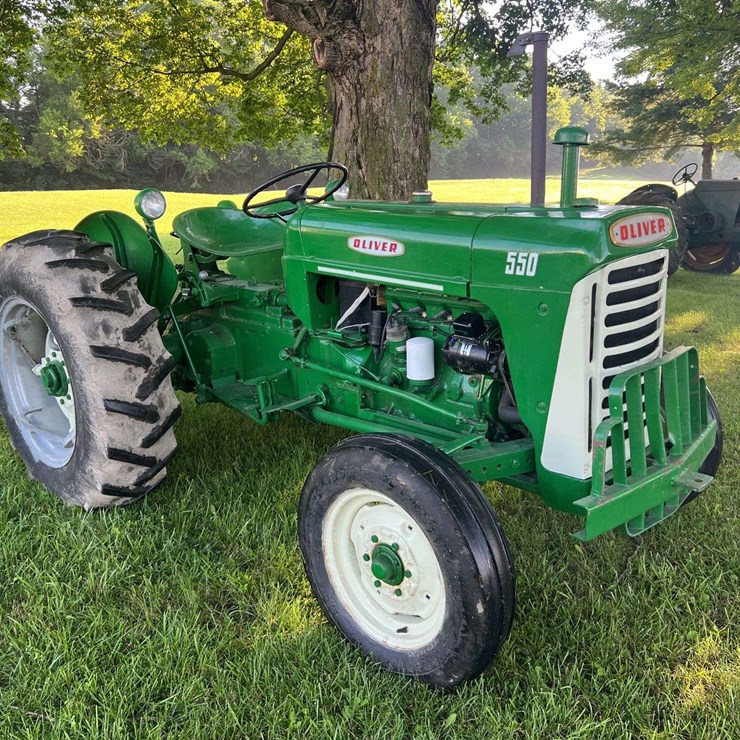 OLIVER 550