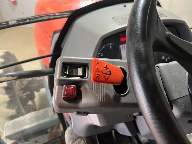 kubota-m6s-111shdc-image-22