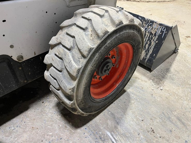 2019-bobcat-s650-image-16