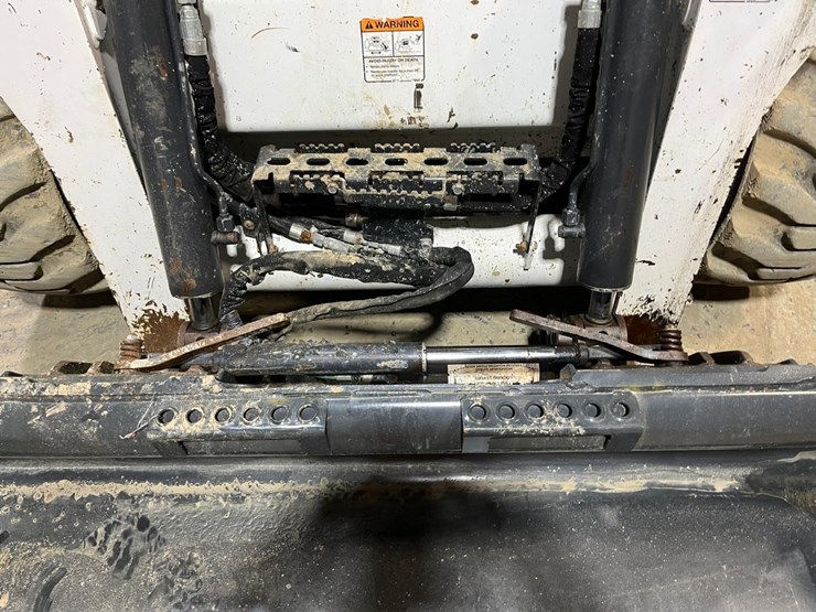2019-bobcat-s650-image-10
