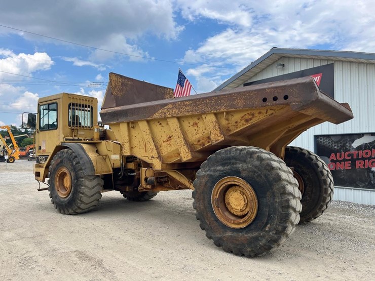 caterpillar-d25d-image-3