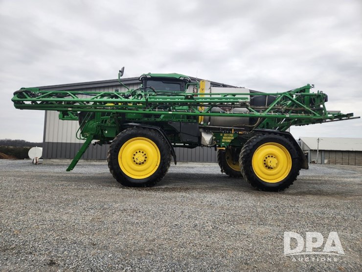 2023-john-deere-616r-image-1