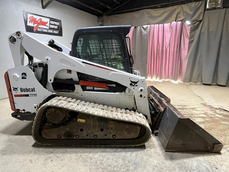 2015-bobcat-t770-image-6