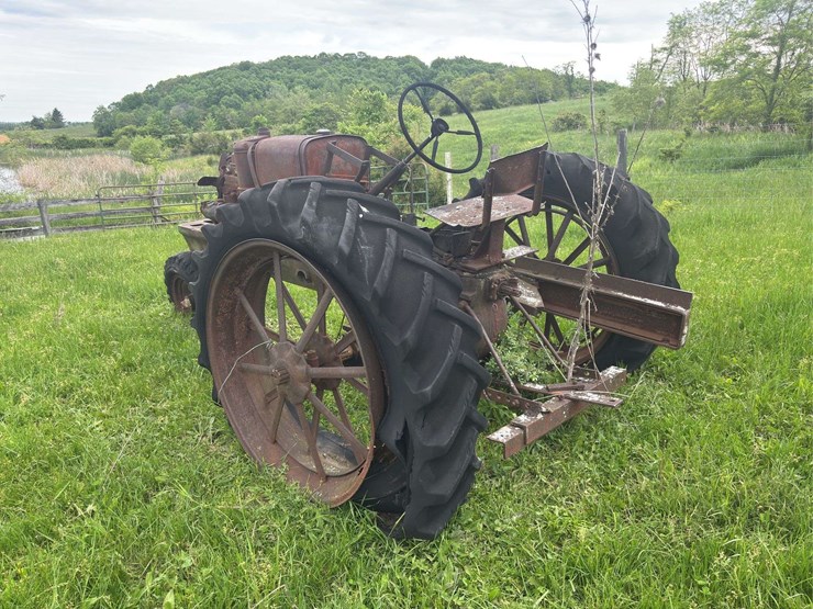 oliver-70-image-5