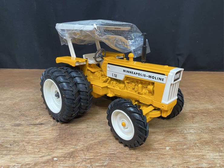1/16-mm-g750-1994-nfts-nib-ertl-image-12