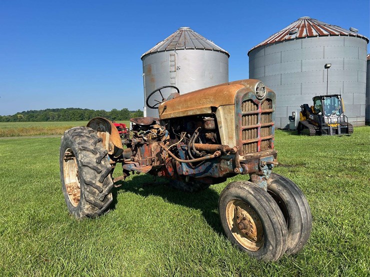 ford-900-image-1