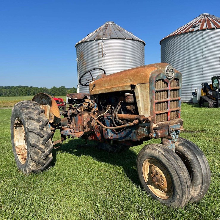 FORD 900