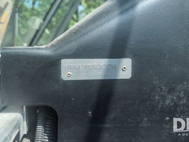 2016-ford-f59-image-43