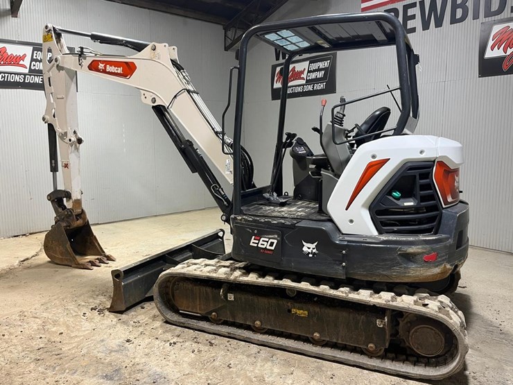 2023-bobcat-e60-image-3