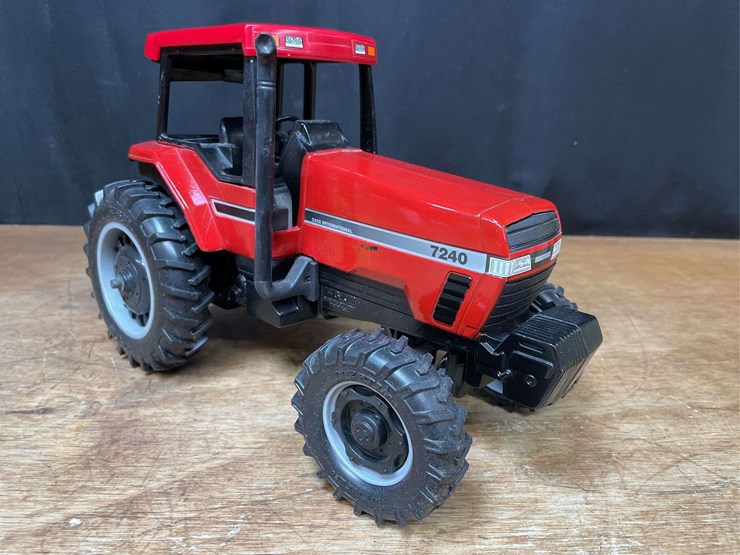 1/16-case-ih-magnum-7240-1994-farm-show-nib-ertl-image-11