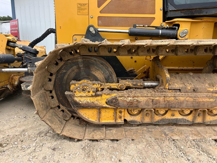 2015-deere-650k-image-12