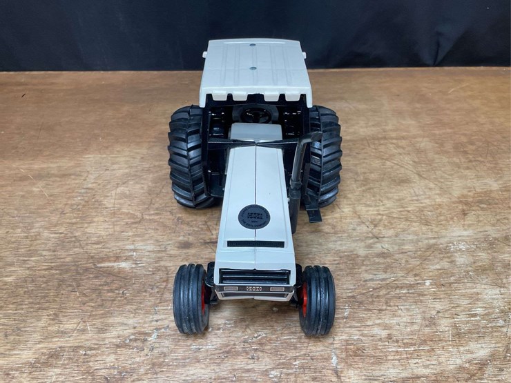 1/16-case-2594-collector-nib-ertl-image-12